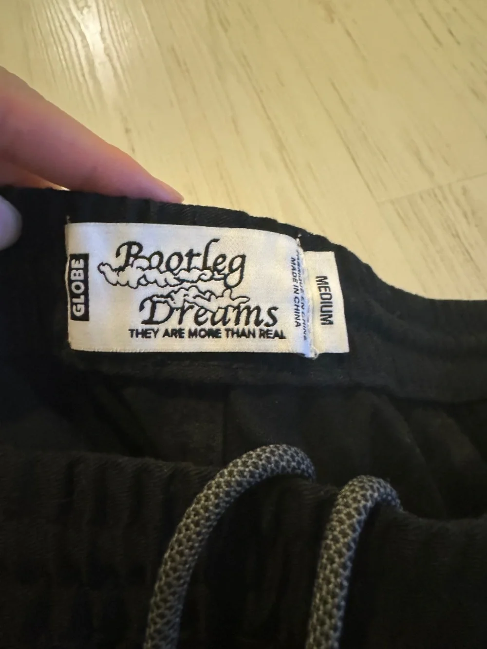 Globe Drawstring Pants - Picture 4 of 6